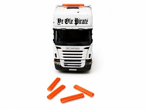 Scale white orange beacon - 1/50,