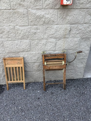 Antique laundry lot anchor - lot,