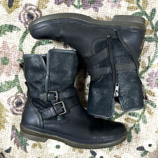 UGG Womens Simmens Leather