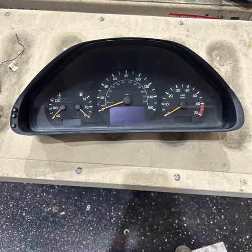 2000 mercedes w208 clk320 - mercedes,