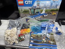 LEGO CITY: Airport Passenger