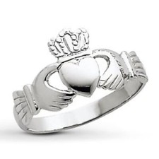 Sterling Silver Claddagh Ring