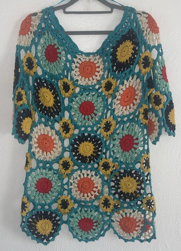 Stitch pieces bright - &,