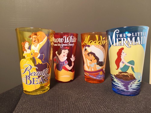 Disney princesses pint - disney,