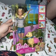 Barbie DWJ68 Walk and Potty