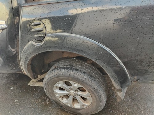 2010 mitsubishi l200 - l200, passenger
