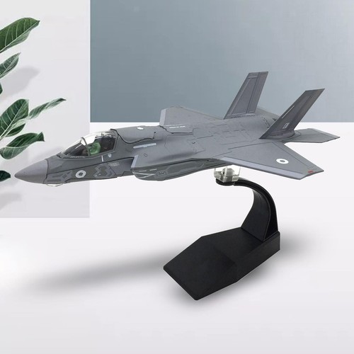 Diecast scale aircraft - scale,