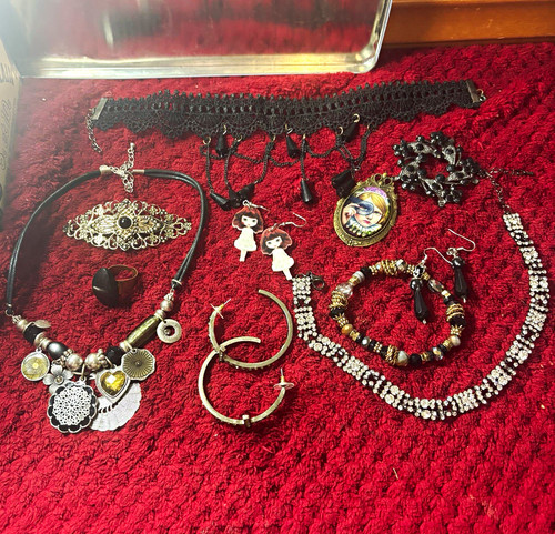 Goth costume jewellery mixed - costume,