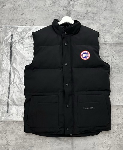 Black canada goose gilet size - black,