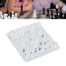 .›Shot Glass Chess Set