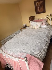 Large Round Scalloped Edged