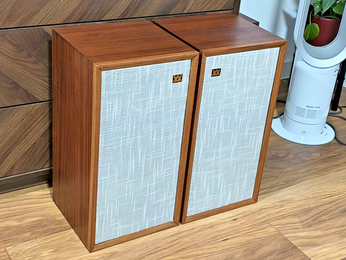 Beautiful 1968 vintage - beautiful,