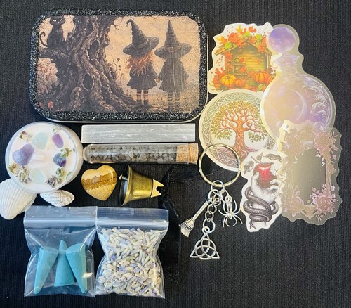 Mini altar travel tin witch - mini,