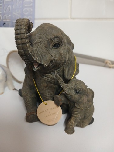 Leonardo collection out of - ,