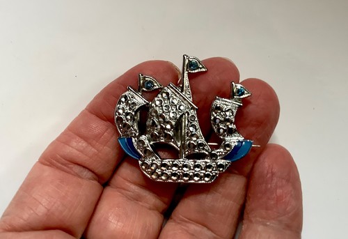 Rare vintage staybrite - rare, galleon