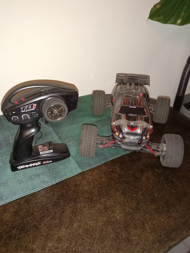 Traxxas brushless erevo - traxxas, 1/16