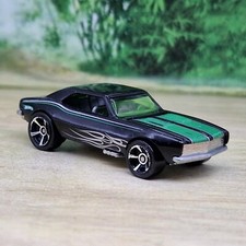 Hot Wheels '67 Camaro Diecast