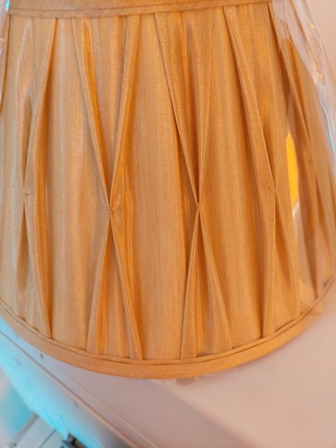 Gold coloured lined - 12",
