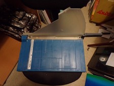 Dahle 403 guillotine A4/A5/A6 paper cutter with safety guard trim - EX Condition