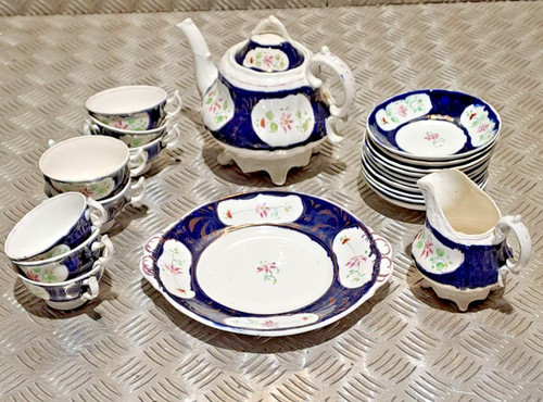 Antique victorian tea set with - tea,