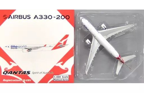 Qantas airbus a330 200 - a330-200, vh-ebv