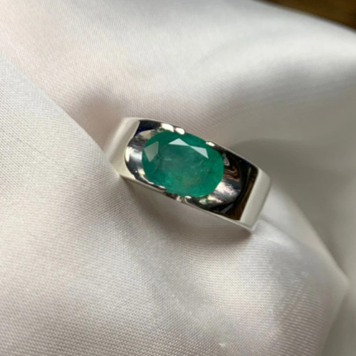 Natural green emerald ring - natural,