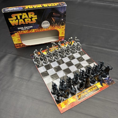 Star wars saga edition chess - star,