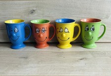 Retro Colourful 90’s Funny Face/Expressions Pottery Set Of 4 Footed Mugs 2 Tone