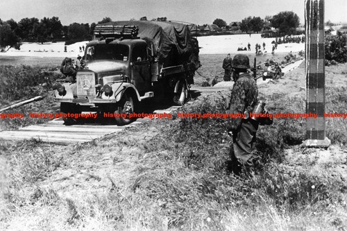 F018315 waffen vehicles - waffen,
