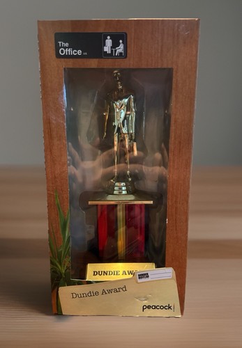 Dundie trophy award the - dundie,