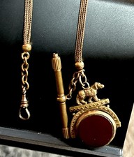 Victorian Gold Plate Dog