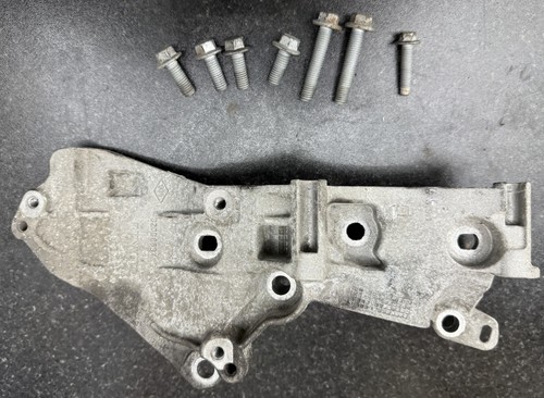 Nissan renault bracket - renault,