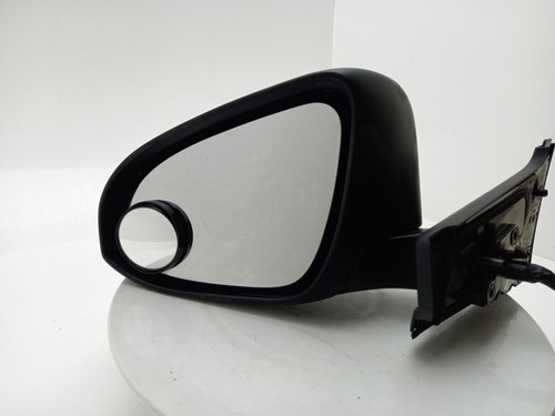 Toyota yaris door - toyota, n/s