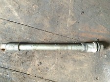 KAWASAKI ER5 ER-5...FRONT WHEEL SPINDAL WITH SPACER...