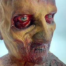 Life Size 1:1 Scale Horror Film Movie Prop Memorabilia Head Bust Hand Painted