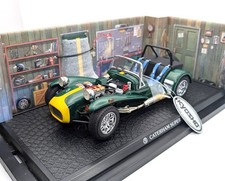 Kyosho 1:18 Caterham Super Seven In Green (Yellow Line) No.7020GY - BOXED