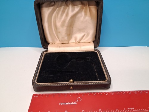 Antique hinged presentation - antique,