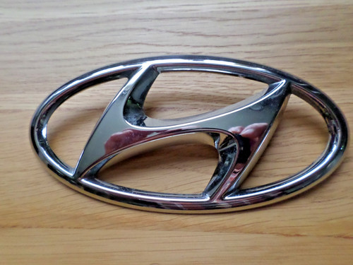 Hyundai large rear badge - rear, boot