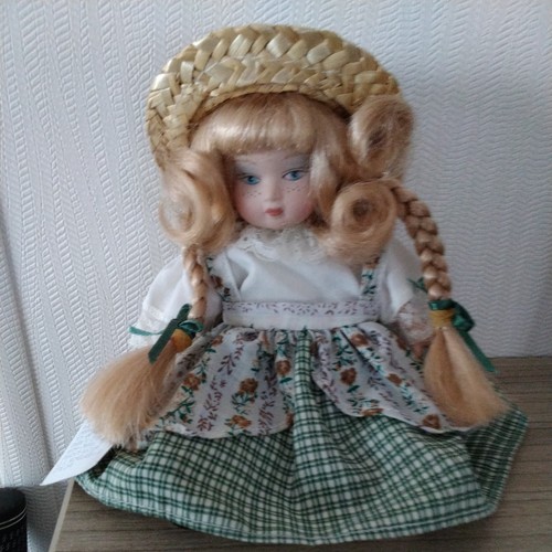 Collectable n vintage - d.s.n,