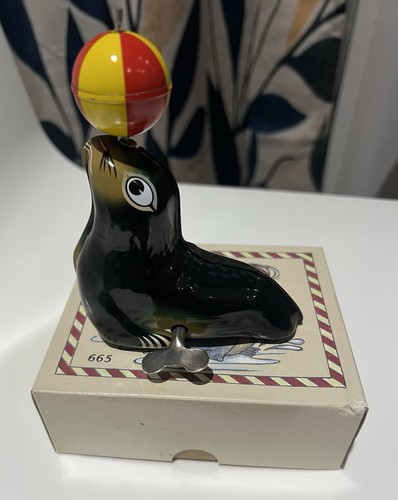 Vintage haha sea lion tin - vintage,