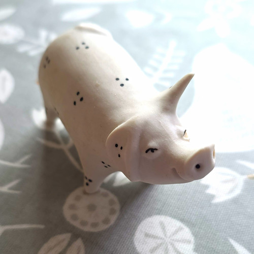 Highbank porcelain pig - highbank,