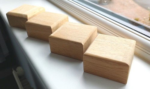Solid oak turntable - solid,