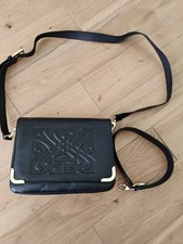 Biba logo embossed black - logo,