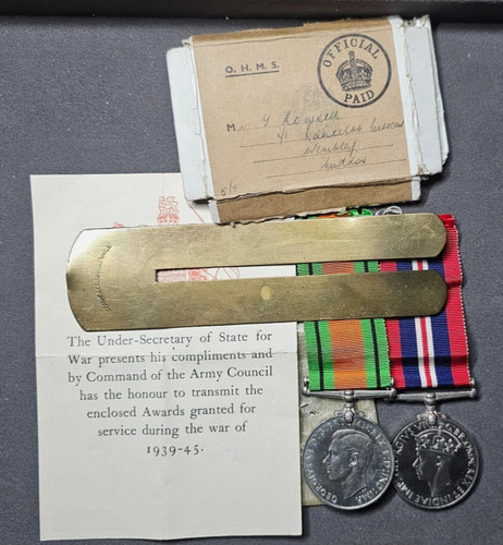 Ww2 medal group issue box - ww2,