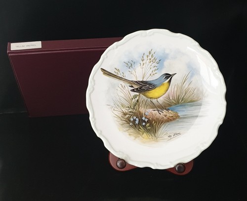 Royal albert boxed plate - boxed,
