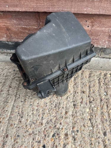 Ford focus air filter box - focus, 2.0