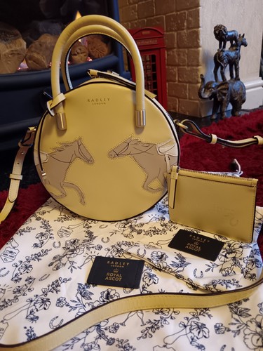Nwot royal ascot yellow - nwot,