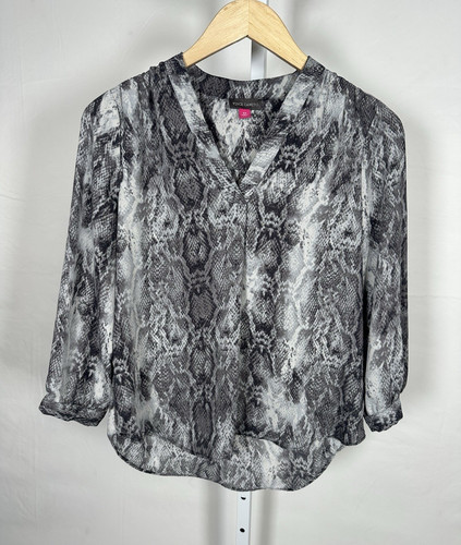 Vince camuto snakeskin neck - camuto, v-neck