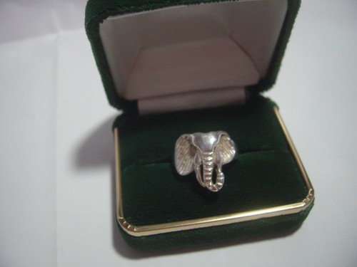 Vintage solid silver unusual - solid,