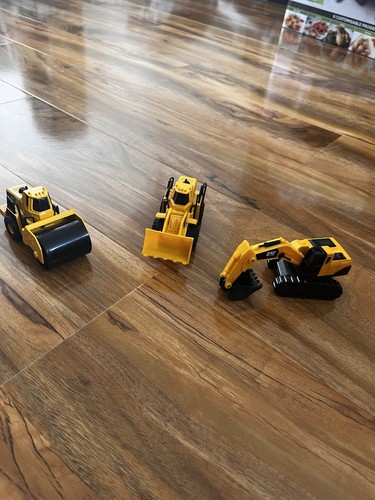Cat construction fleet plastic - construction,